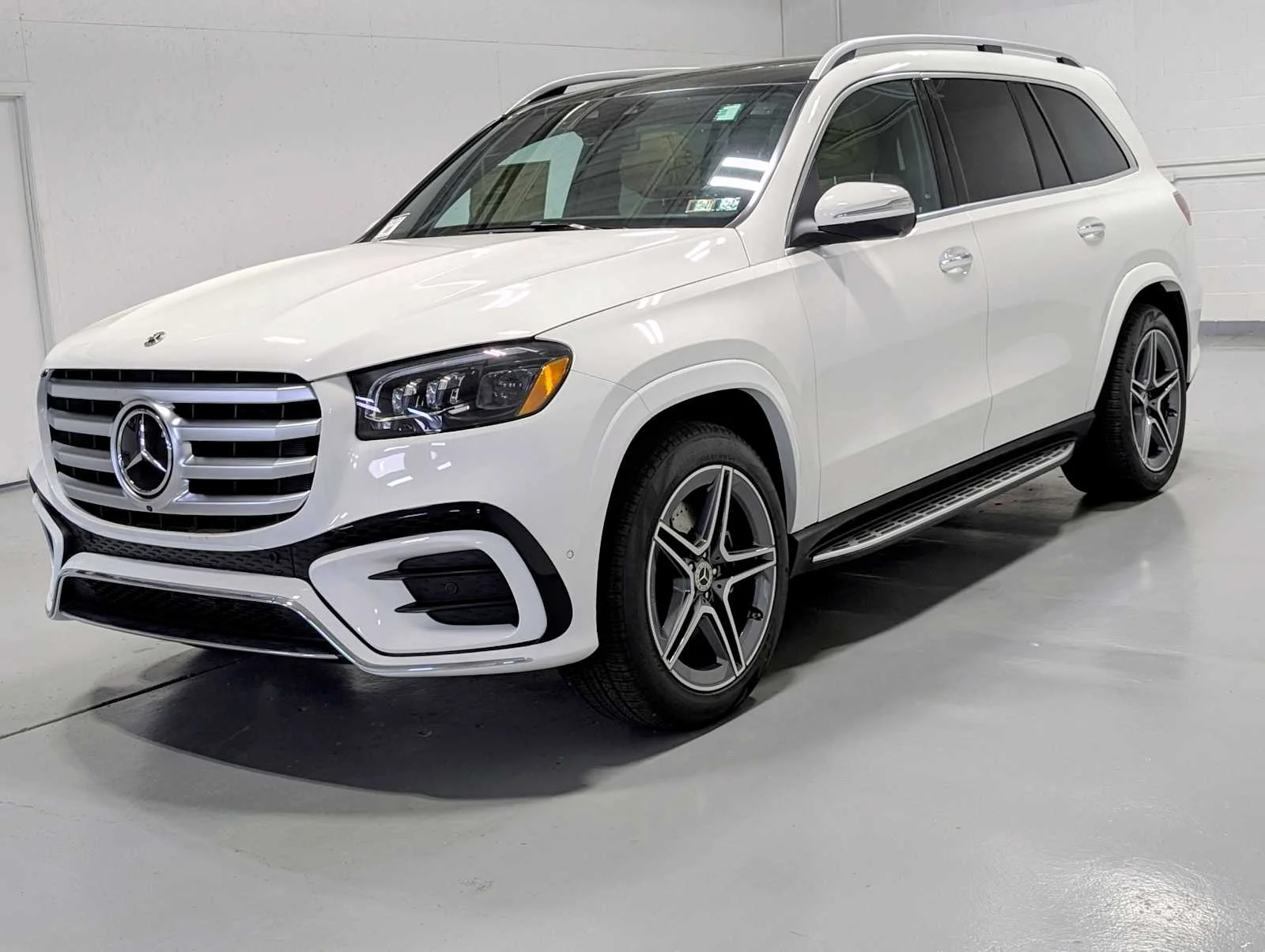 2026 Mercedes-Benz GLS Base