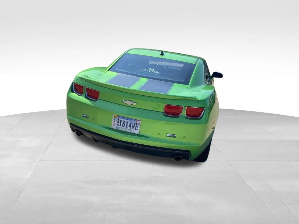 Used 2010 Green Chevrolet 1LT image 16