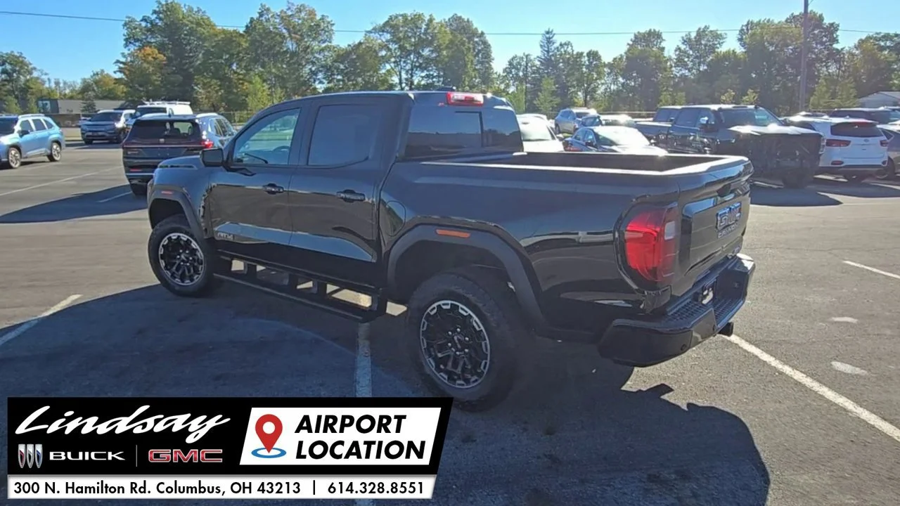 2026 GMC Canyon AT4 - Photo 9