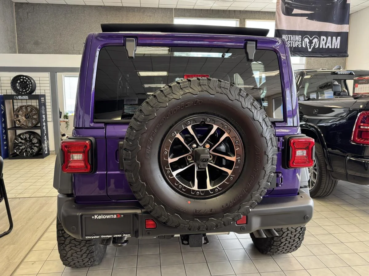 New 2026 reign (pht) Jeep Moab 392 4 Door 4x4 image 5