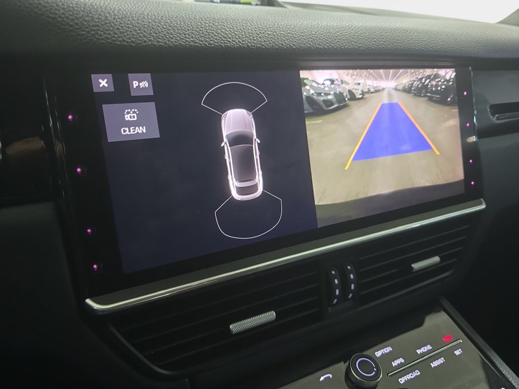 Used 2020 Gray Porsche Base image 17