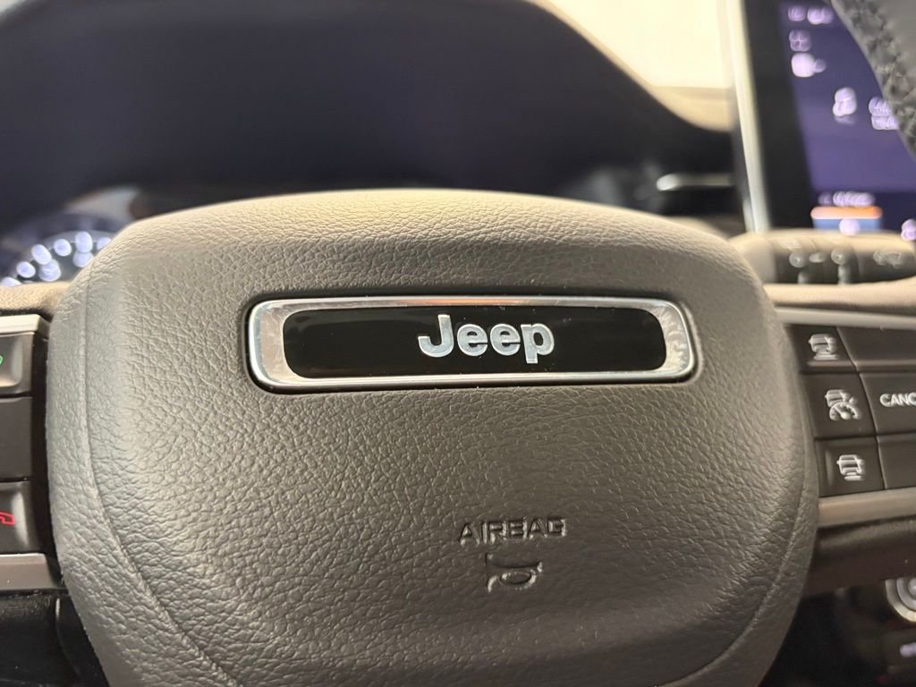 Used 2024 Gray Metallic Jeep Limited image 34
