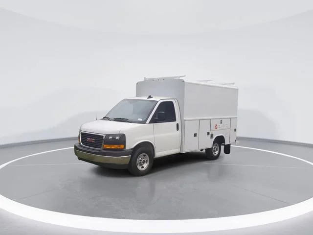 New 2025 Summit White GMC 1WT image 3