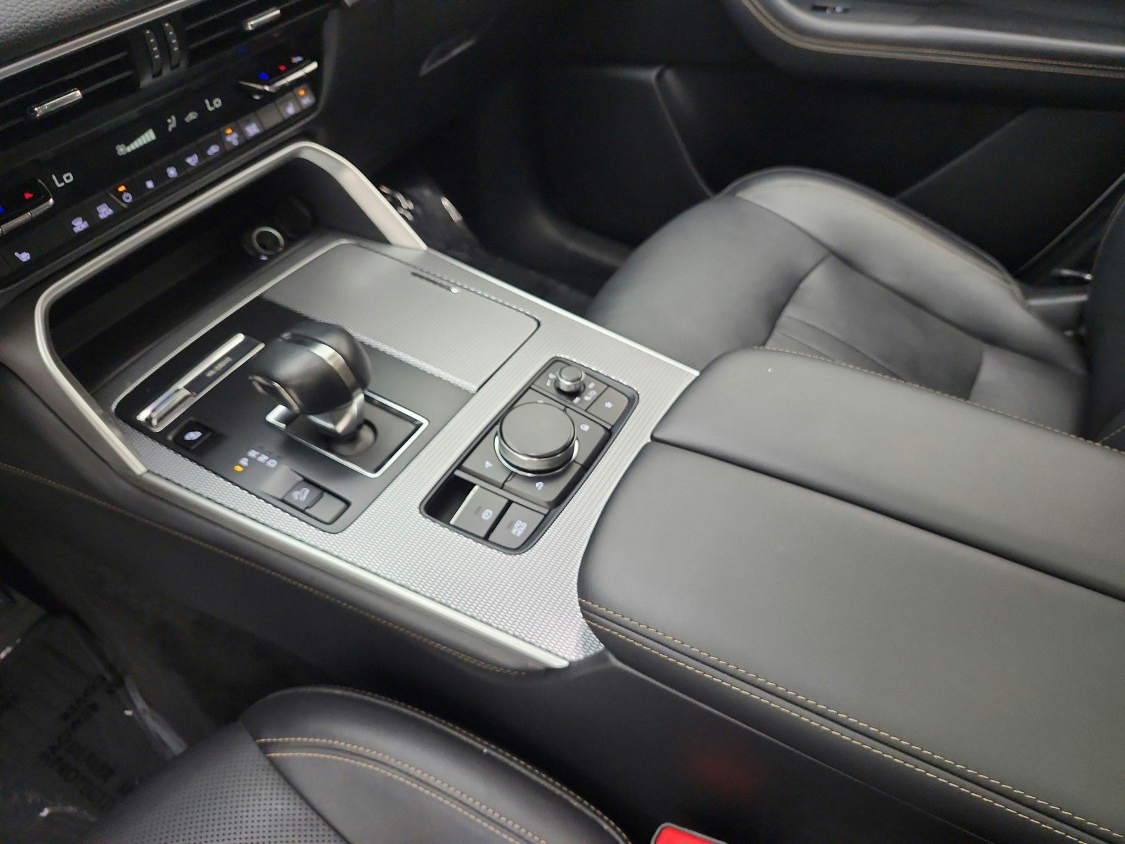Used 2024 Rhodium White Premium Mazda Premium AWD image 11