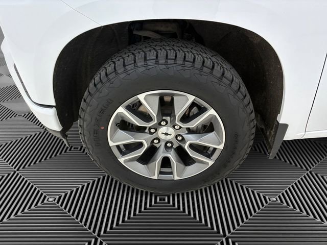 Certified Used 2022 Summit White Chevrolet RST image 9