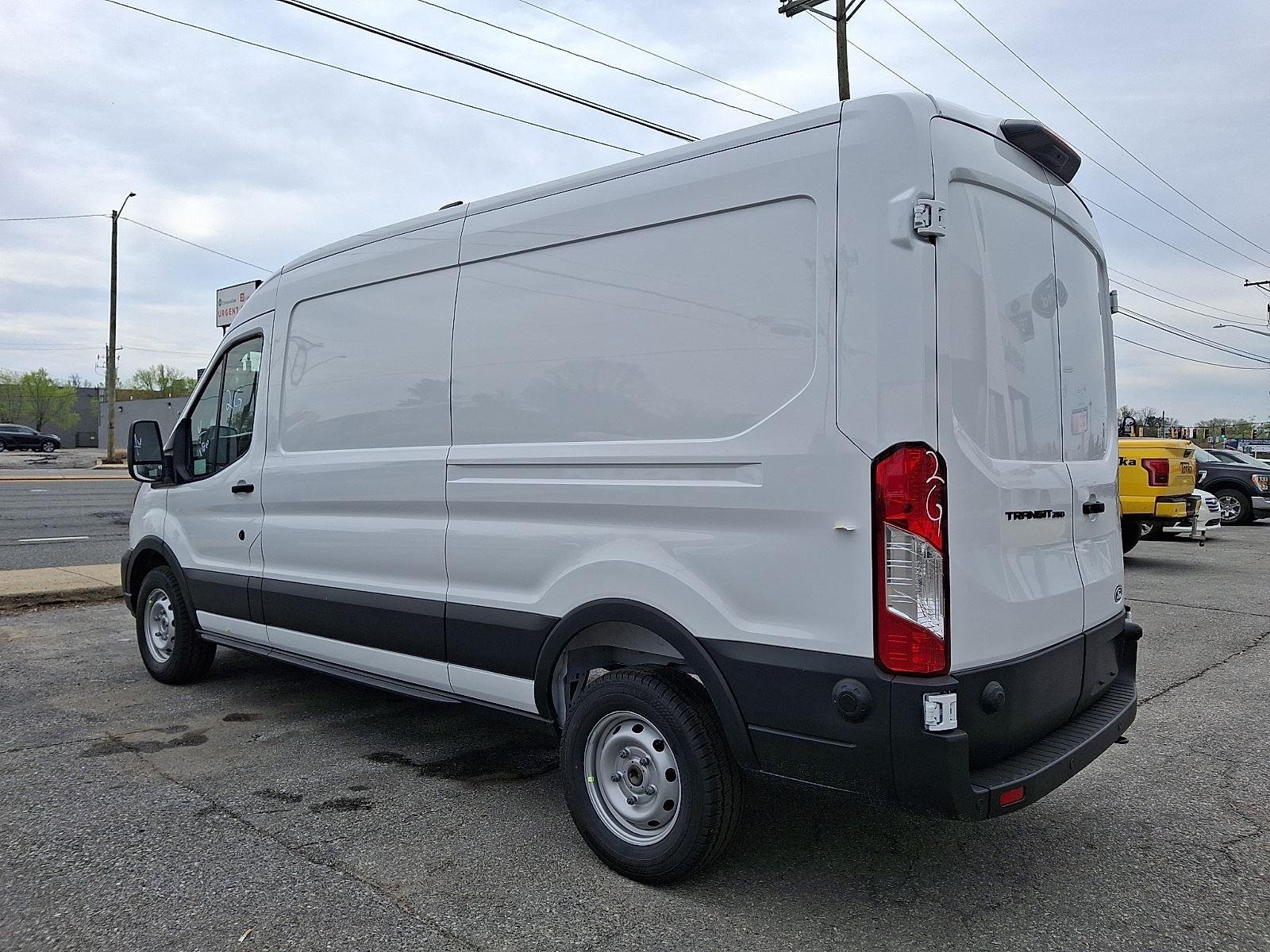 New 2026 Oxford White Ford Cargo Van image 3