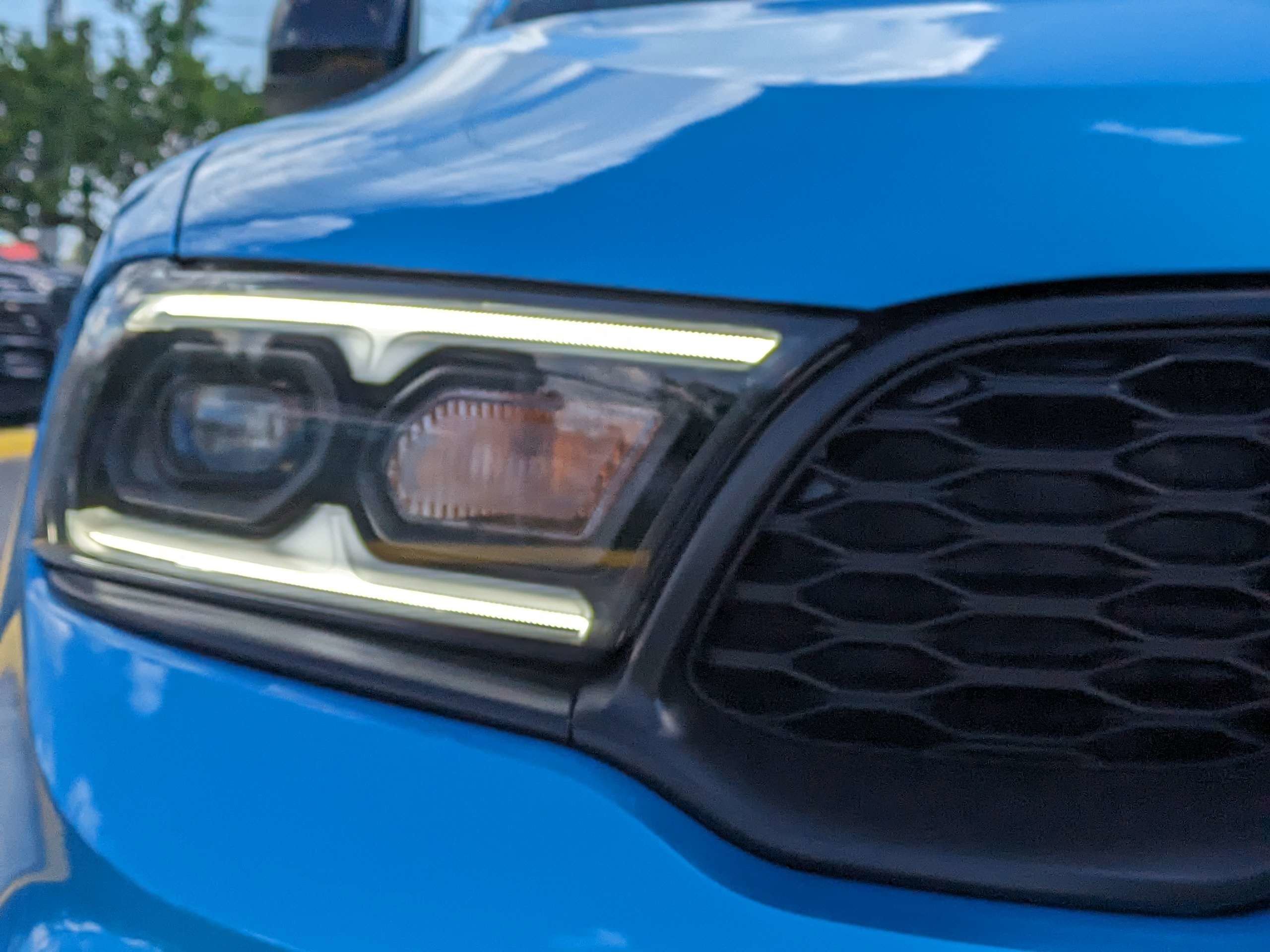 New 2026 B5 Blue Exterior Paint Dodge GT HEMI V8 image 9