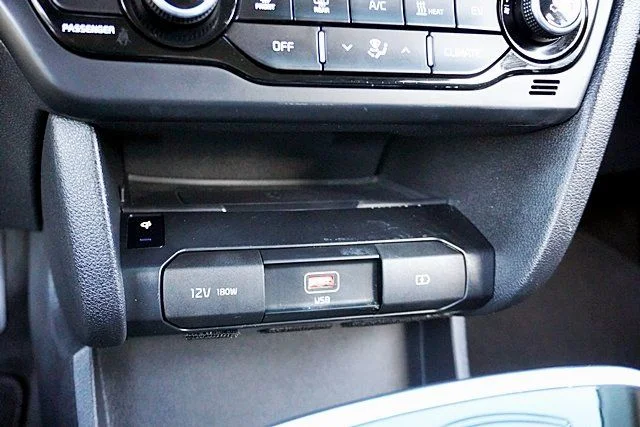 Used 2022 Gray Kia EX Premium image 29