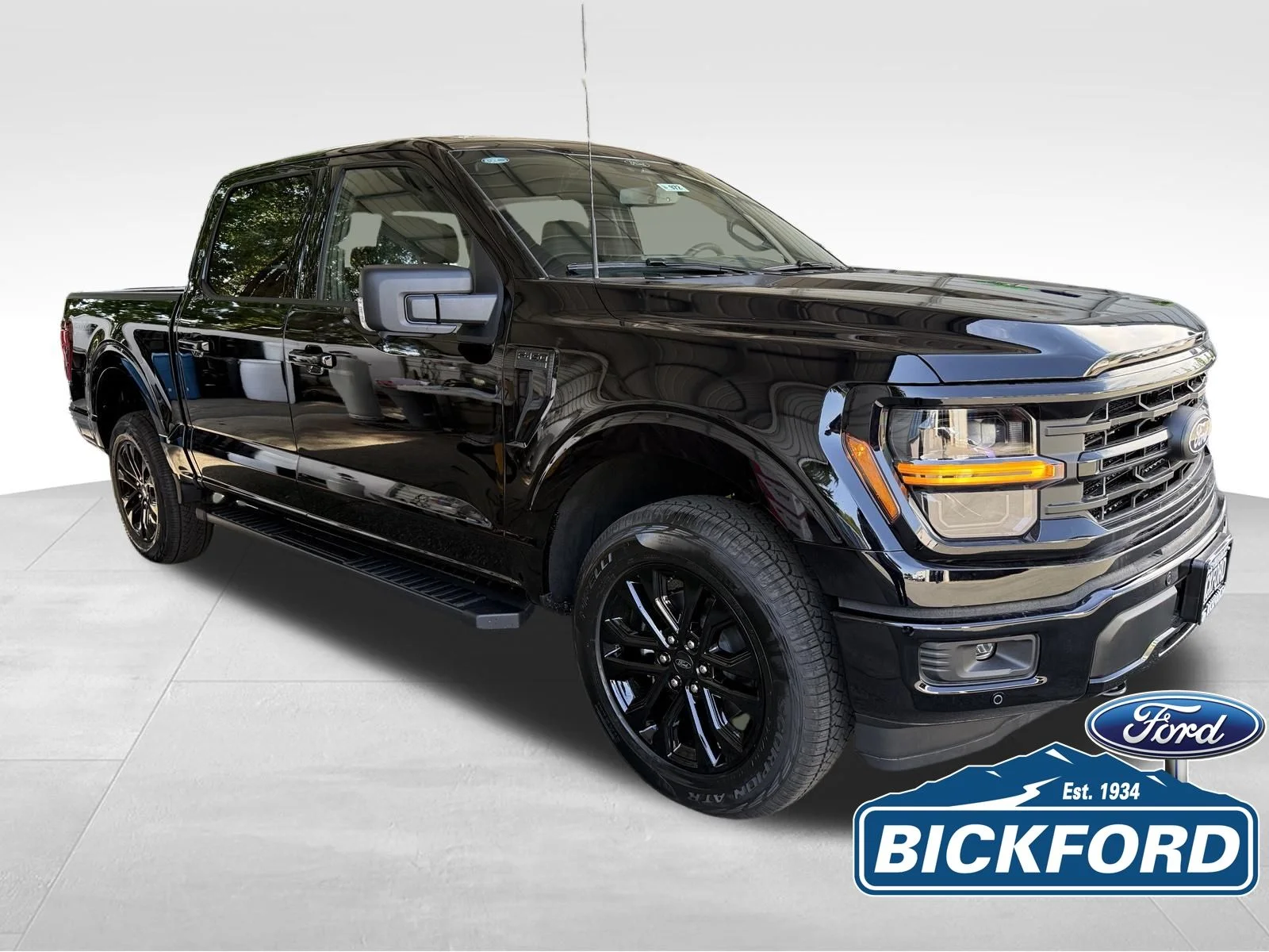 New 2026 Black Ford XLT image 3