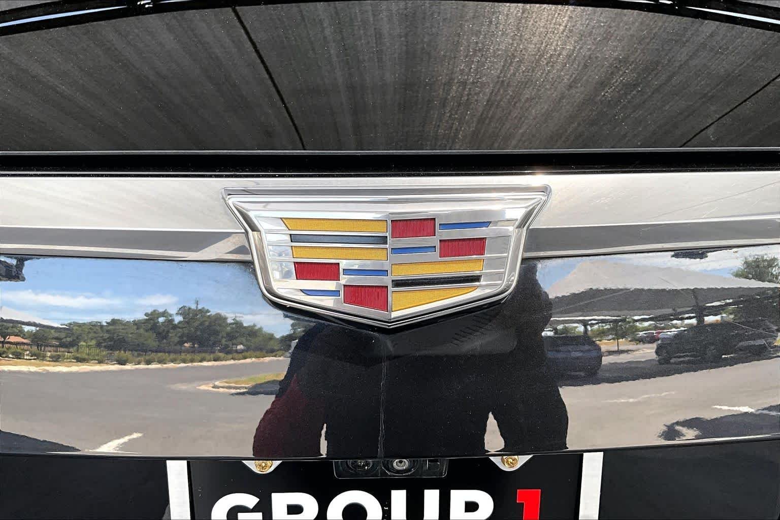 Used 2019 Manhattan Noir Metallic Cadillac Luxury image 31
