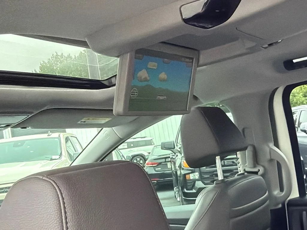 Used 2019  Honda Touring image 21