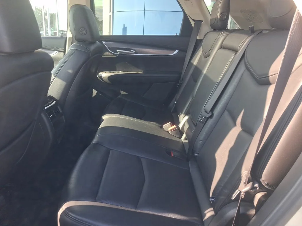 Used 2018 Silver Cadillac Premium Luxury image 26