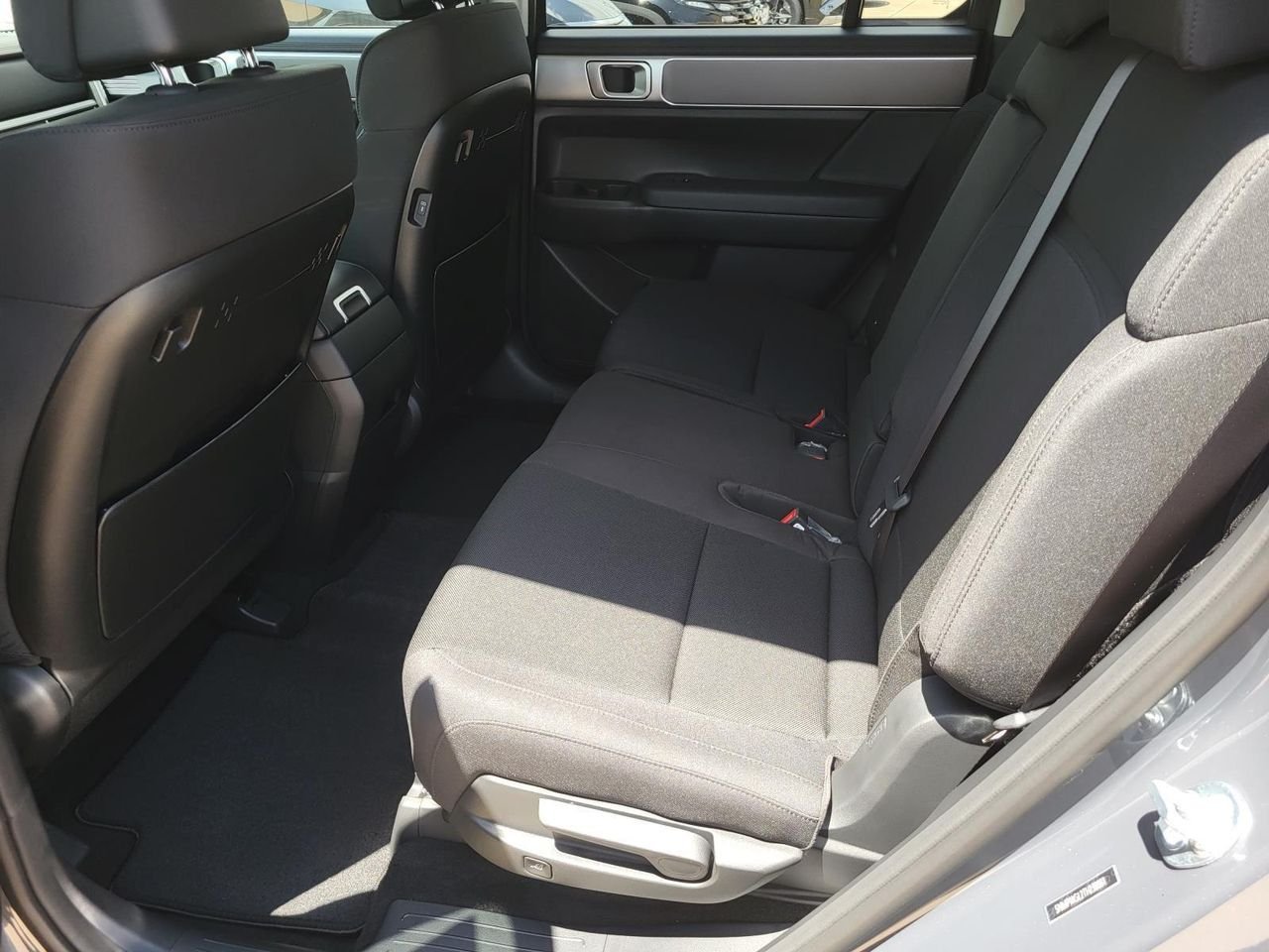 New 2026 Ecotronic Gray Hyundai SE FWD image 12