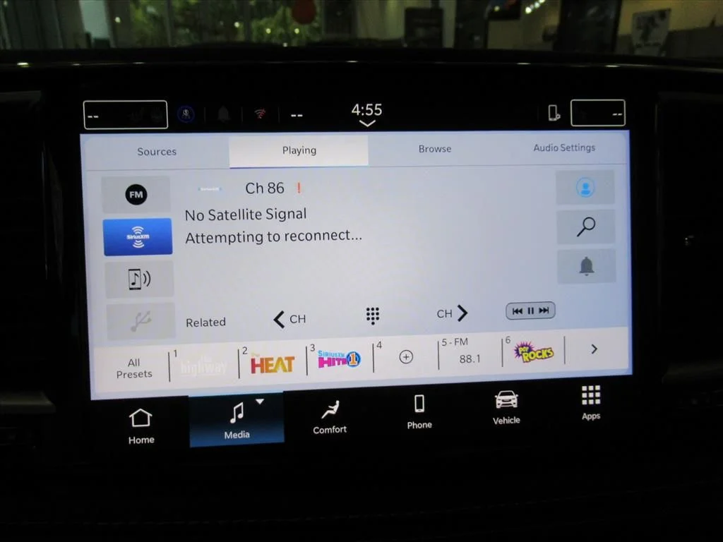 2026 Chrysler Pacifica Select - Photo 23