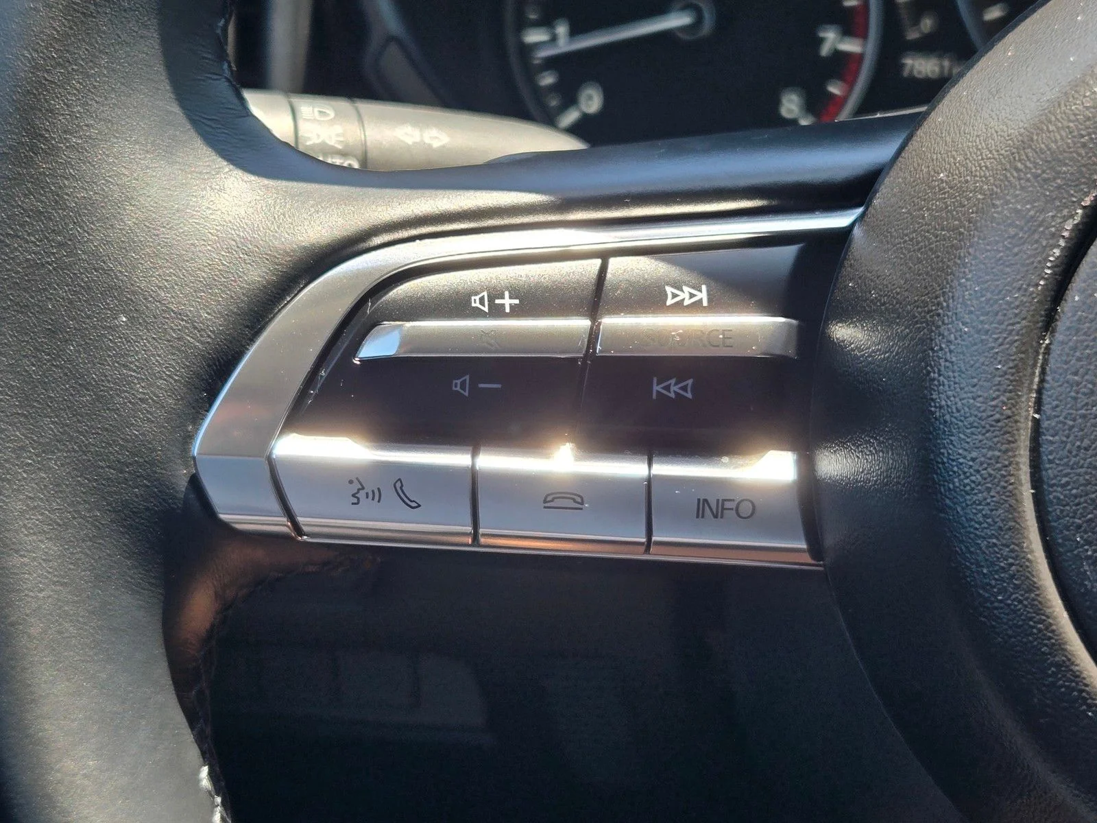 Certified Used 2025 Wind Chill Pearl Mazda 2.5 S Premium Package image 32