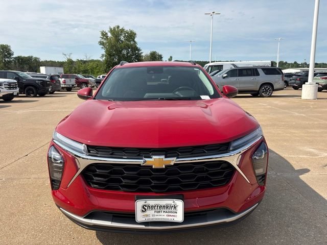 2026 Chevrolet Trax LT - Photo 9