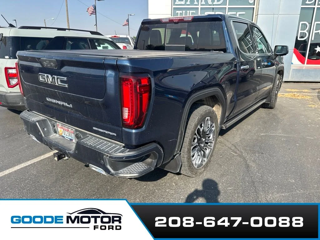 Used 2023 Pacific Blue Metallic GMC Denali Ultimate image 5