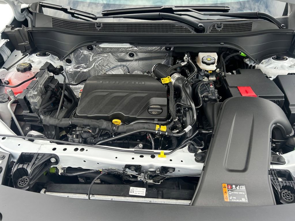 2026 Chevrolet Trax LT - Photo 13
