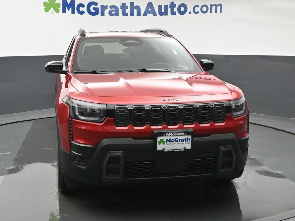 New 2026 Red Hot Pearl-Coat Exterior Paint Jeep Laredo image 4