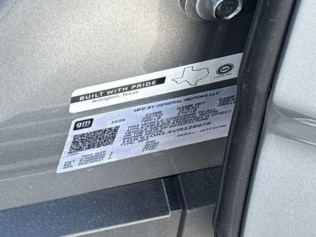 2027 GMC Yukon Denali - Photo 26