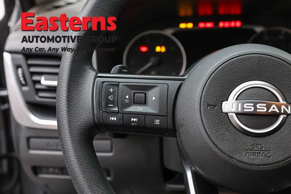 Used 2023 Gray Nissan S image 15