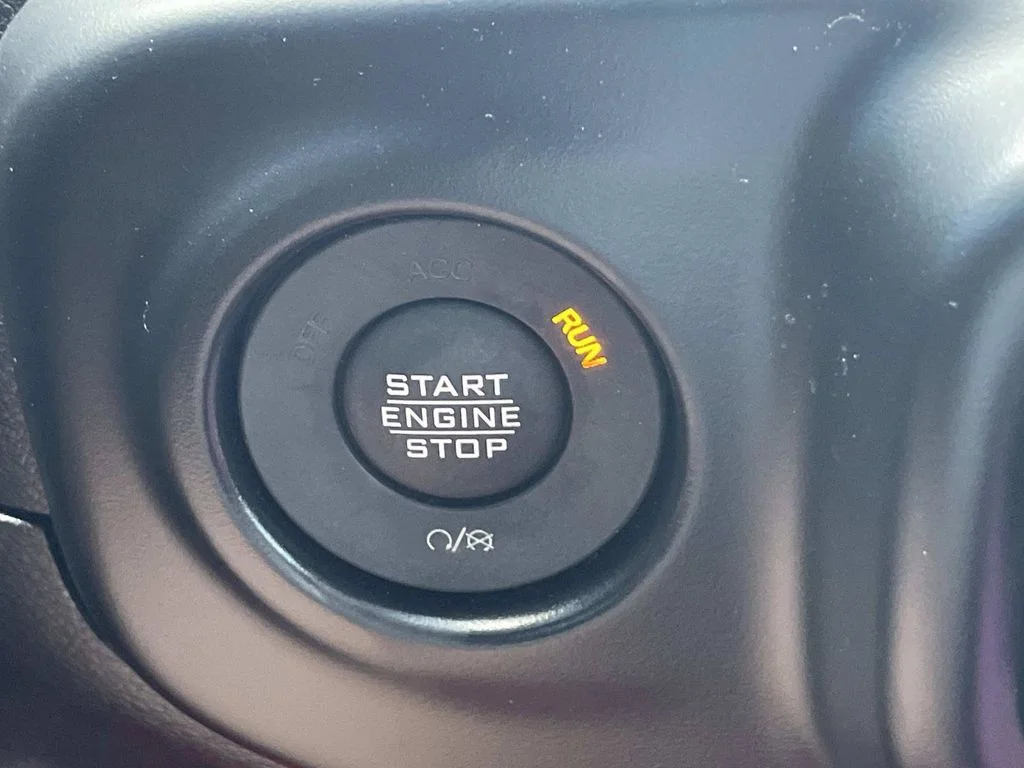 Used 2022 Blue Jeep Unlimited Sport Altitude image 32