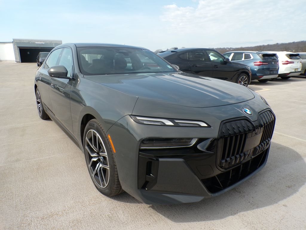 2023 BMW 7 Series 760i