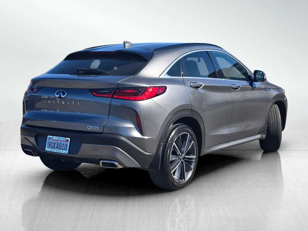 Used 2023 Graphite Shadow INFINITI ESSENTIAL image 4