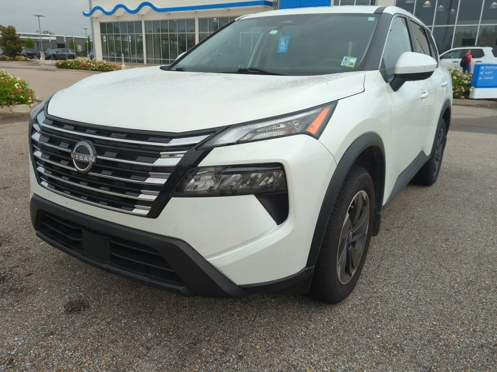 2024 Nissan Rogue SV FWD's photo