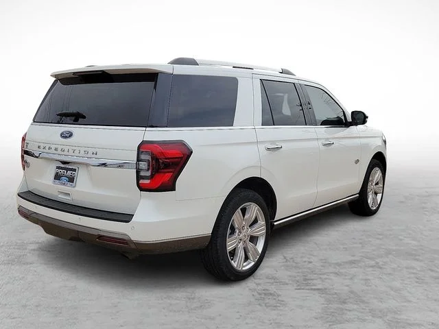 Used 2024 White Ford King Ranch image 11