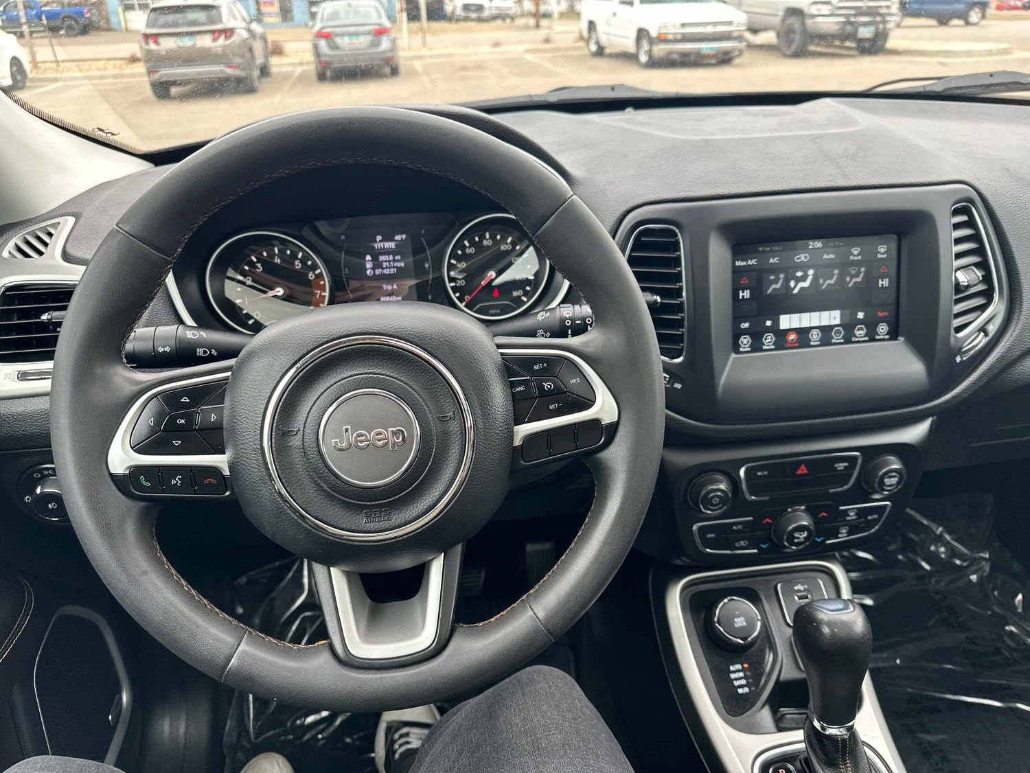 Used 2021 Blue Jeep Latitude image 37