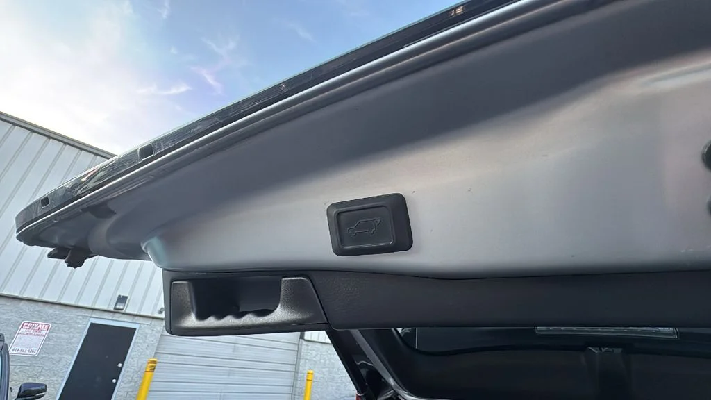 Used 2019 Silver Toyota XSE image 31