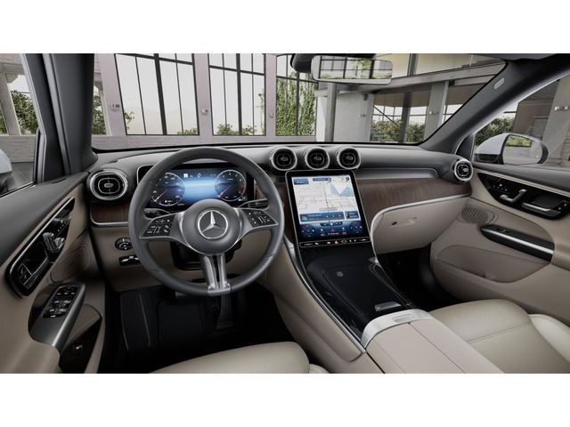 New 2026 Polar White Mercedes-Benz GLC 300 image 3