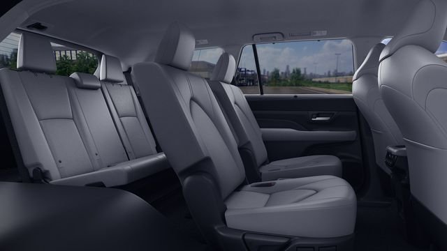 New 2026 Wind Chill Pearl <sup>1</sup> Toyota  XLE image 3
