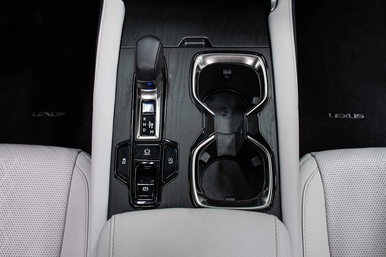 Certified Used 2025 CLOUDBURST GRAY Lexus Premium Plus image 17