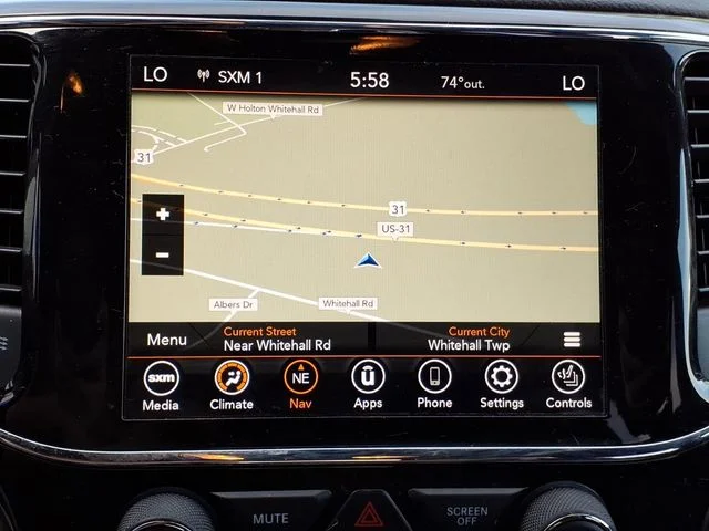 Used 2021 Gray Jeep Limited image 3