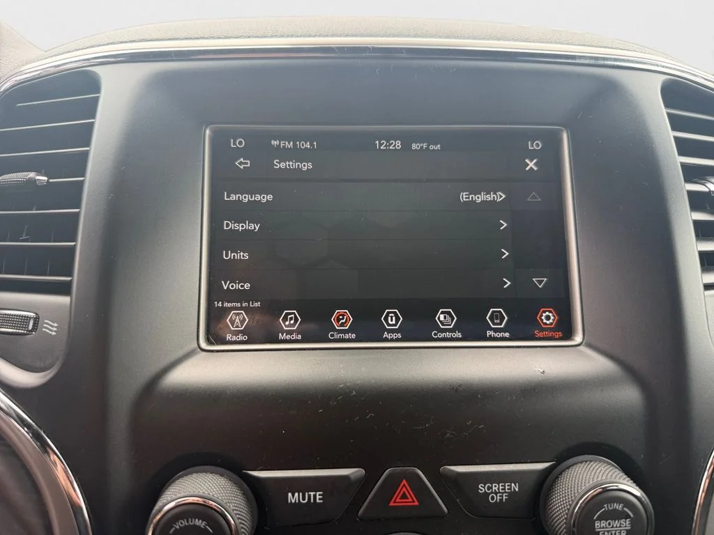 Used 2021 Red Jeep Laredo E image 12