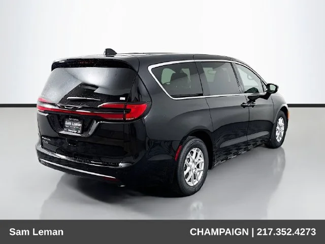 2027 Chrysler Pacifica Select - Photo 7