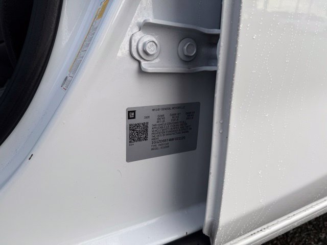 Used 2021 Summit White Chevrolet LT image 25