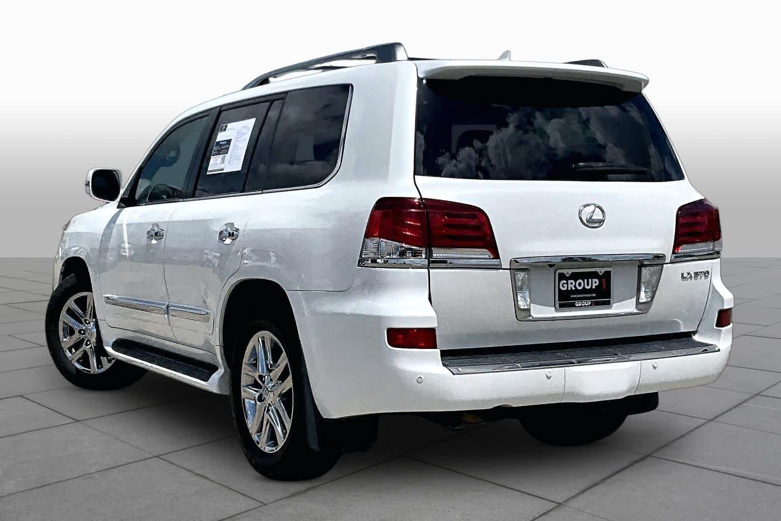 Used 2014 Starfire Pearl Lexus  image 10