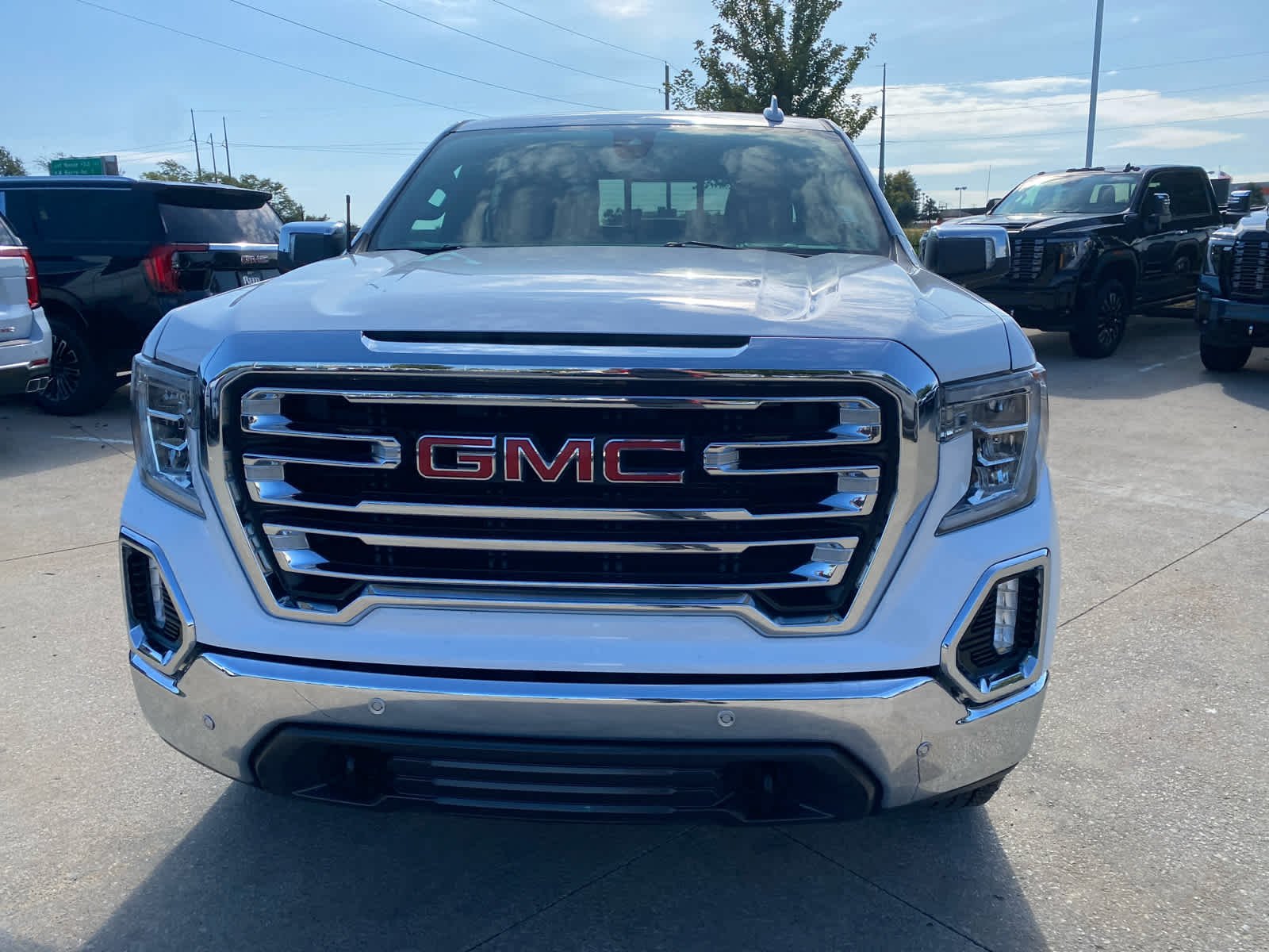 Used 2019 GMC Sierra 1500 SLT with VIN 3GTU9DED0KG184042 for sale in Kansas City