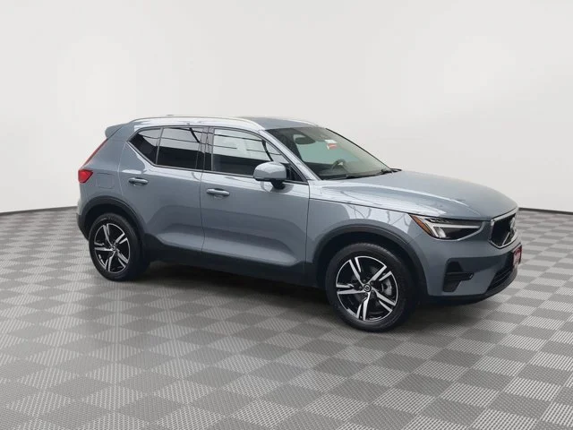 2023 Volvo XC40 Core - Photo 38