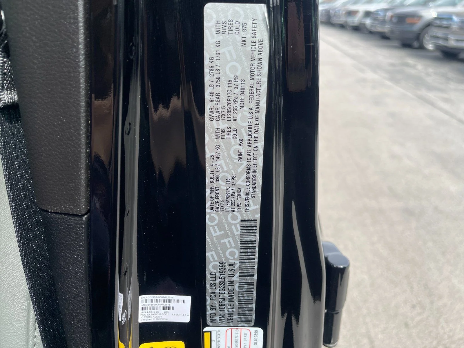 Used 2025 Black Jeep Mojave image 31
