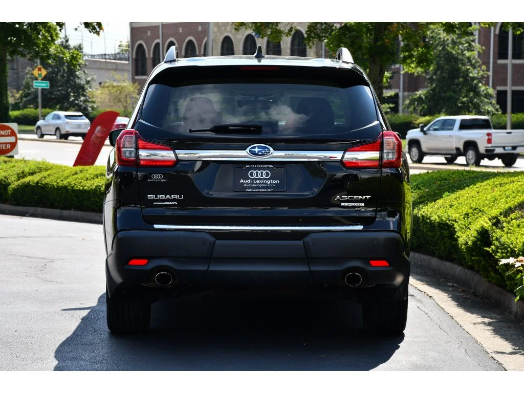 Used 2020 Crystal Black Silica Subaru Limited image 5