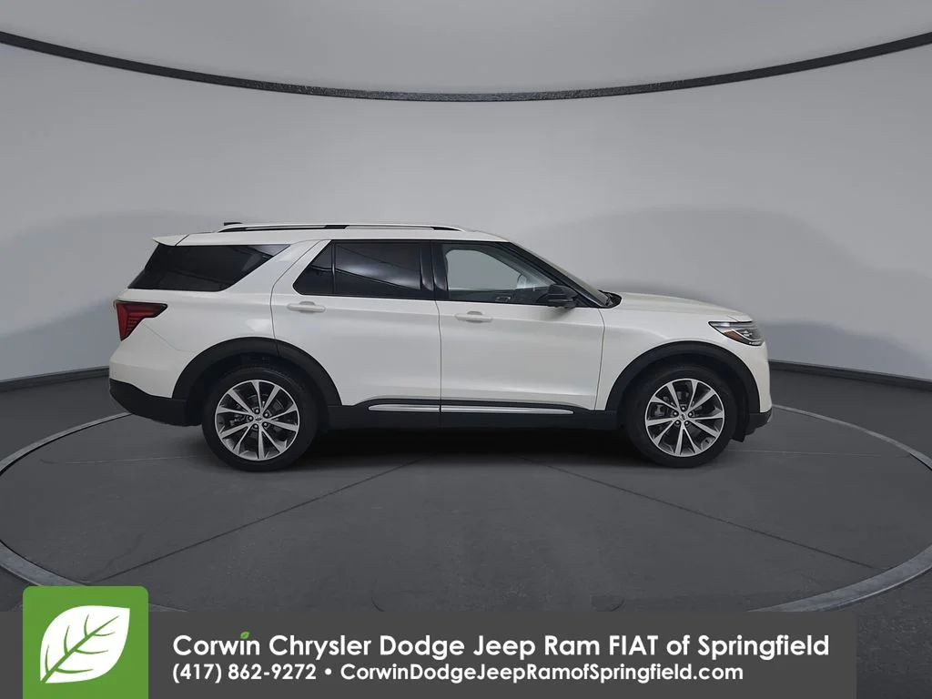 Used 2025 White Ford Platinum image 17
