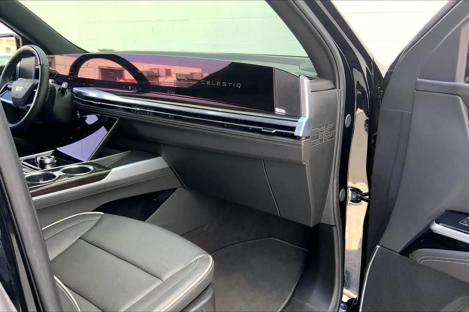 Used 2025 Black Raven Cadillac Premium Luxury image 23