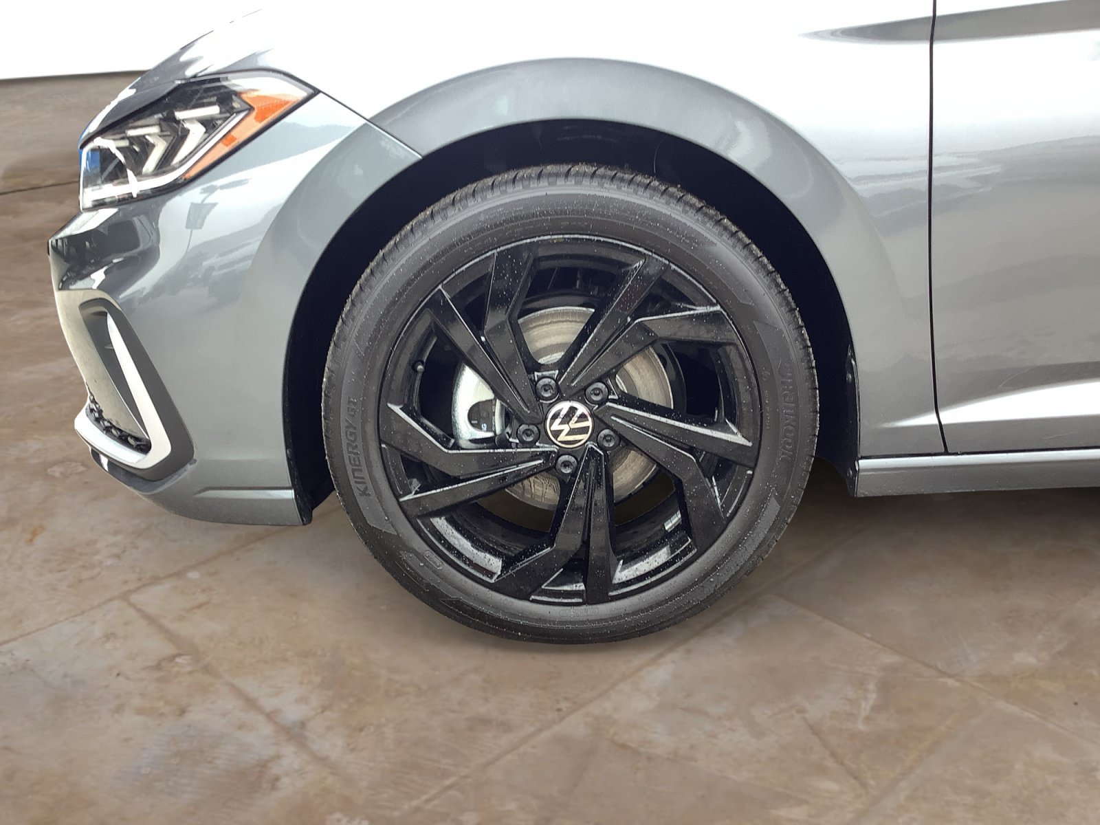 New 2026 Platinum Gray Metallic Volkswagen SE image 11