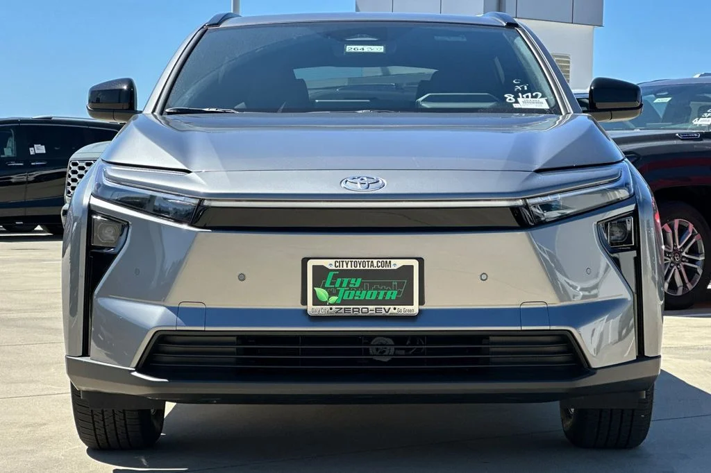 New 2026 Heavy Metal <sup>1</sup> Toyota  XLE image 9