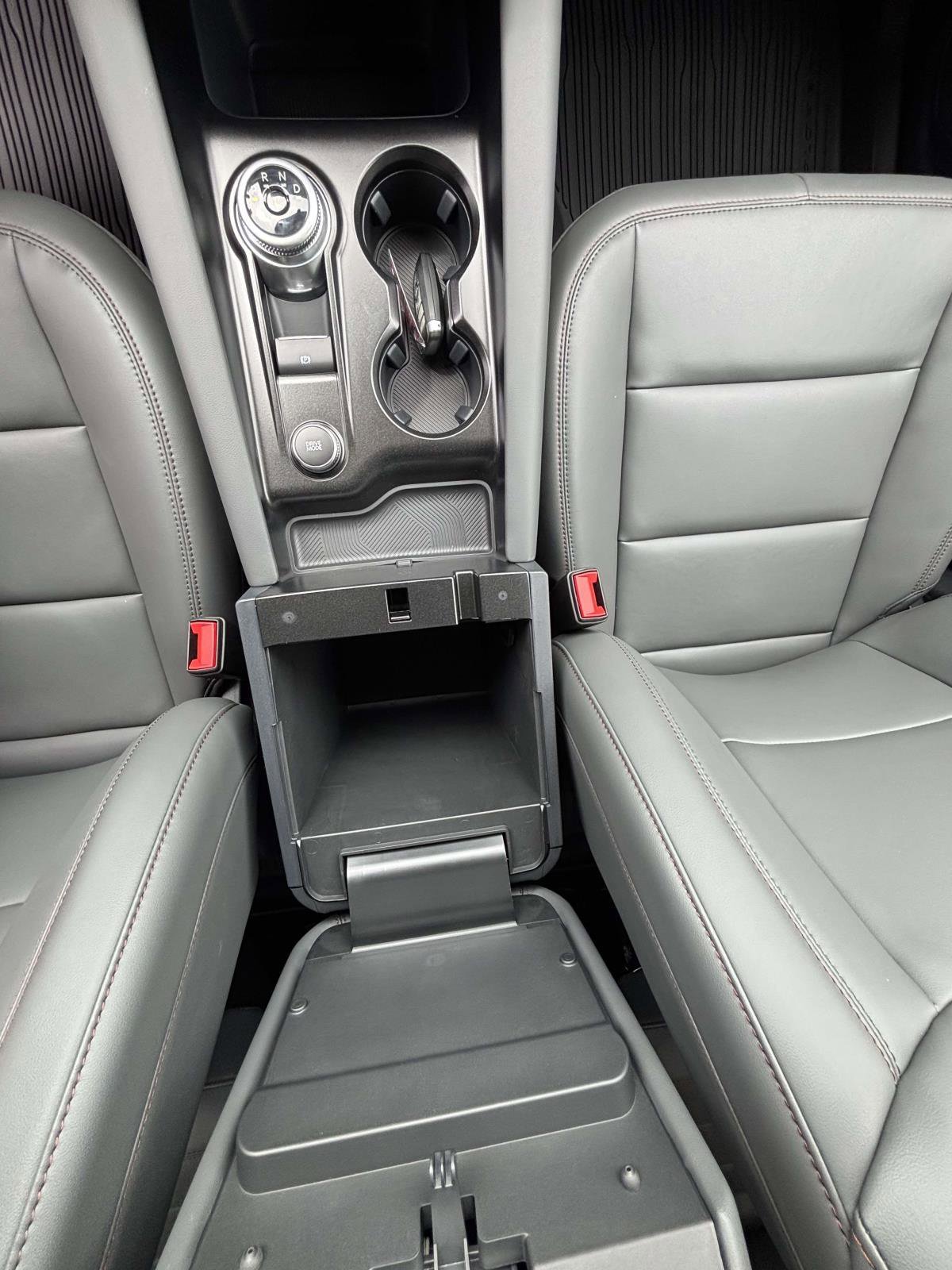 New 2026 Carbonized Gray Metallic Ford Active w/200A Pkg image 20
