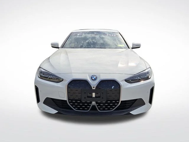 Used 2023 White BMW eDrive40 image 7